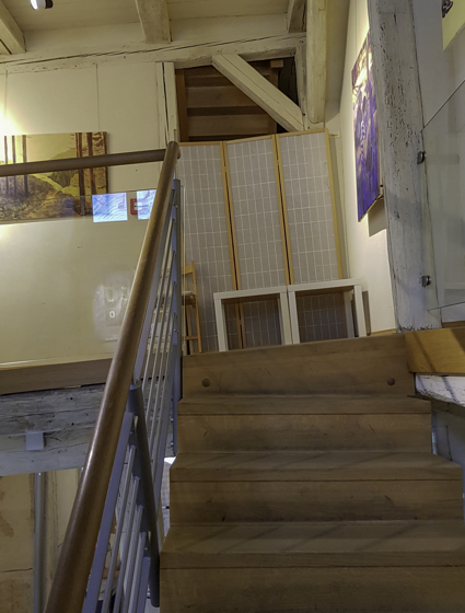 Das Haus hat eine Neigung größer als der Schiefe Turm von Pisa